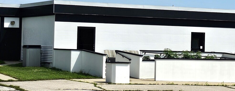 Primary Photo Of 903 N Euclid Ave, Bay City Medical For Lease