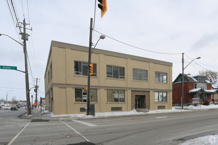 More Photos Of 240 Duke St W, Kitchener Office For Lease