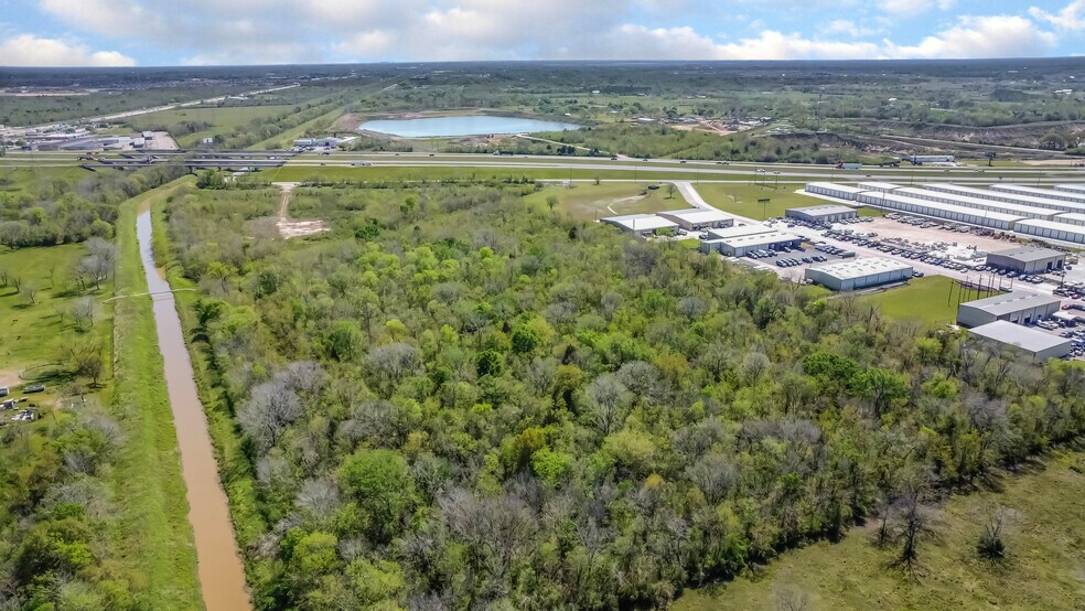 More Photos Of Hwy 288 hwy, Rosharon Land For Sale