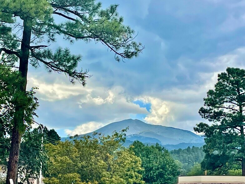 More Photos Of 2716 Sudderth Dr, Ruidoso Storefront For Sale