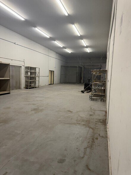 More Photos Of 229 NW 34th St, Okeechobee Warehouse For Lease