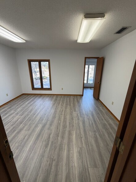 More Photos Of 7370 Hodgson Memorial Dr, Savannah Office For Sale