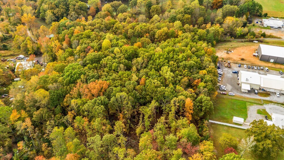 More Photos Of 4842 Highway 100, Lyles Restaurant For Lease