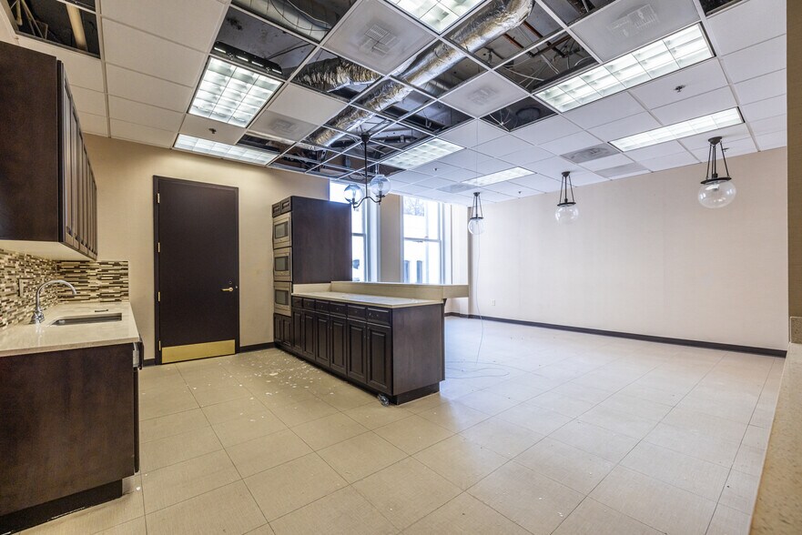More Photos Of 57 Forsyth St NW, Atlanta Apartments For Lease