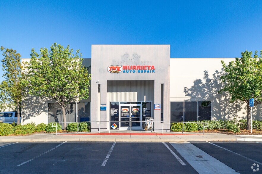 More Photos Of 26540 Jefferson Ave, Murrieta Showroom For Lease