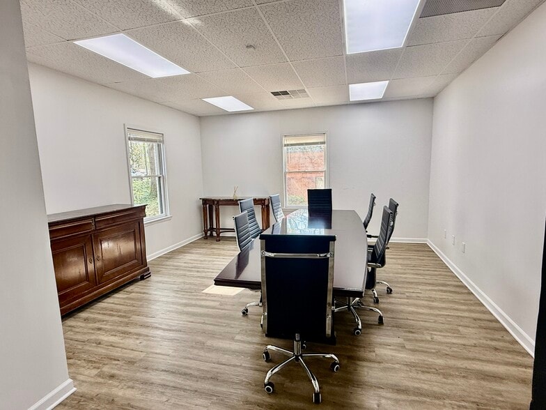 More Photos Of 1155 Hightower Trl, Atlanta Medical For Sale