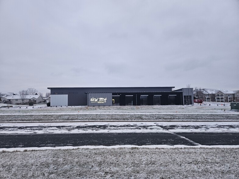 More Photos Of 645 Sandpiper Trl, Cottage Grove Warehouse For Lease