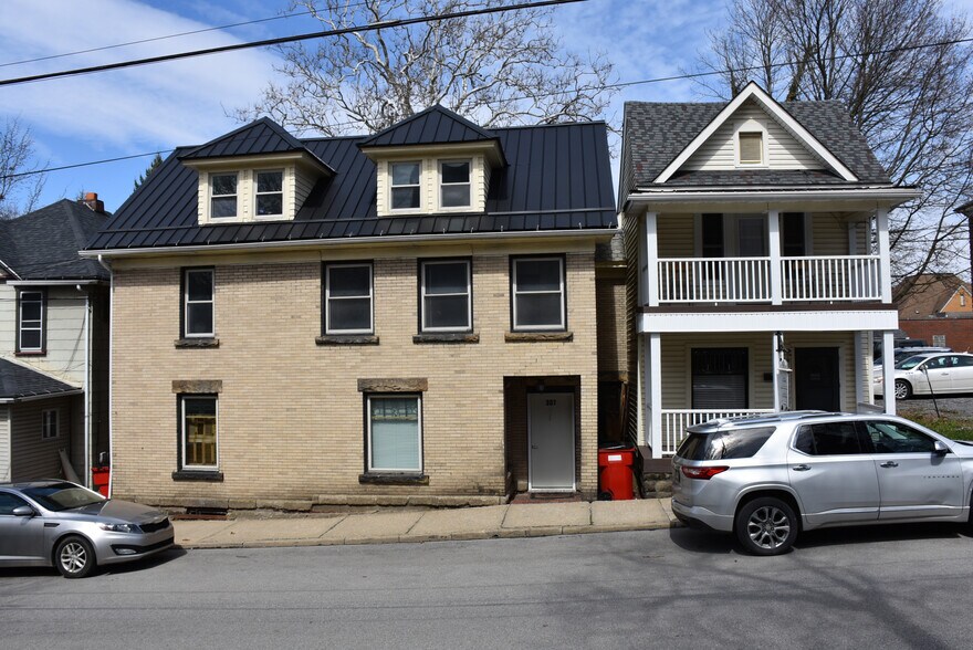 Primary Photo Of 307 Walnut St, Meadville Apartments For Sale
