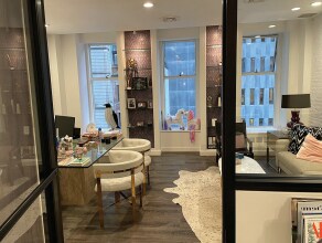 More Photos Of 122 E 55th St, New York Medical For Sale