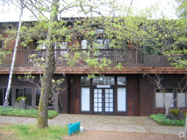 More Photos Of 1010 Sir Francis Drake Blvd, Kentfield Medical For Lease