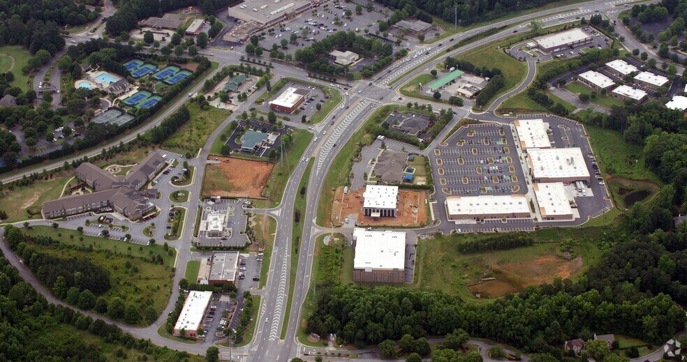 More Photos Of 3170 Peachtree Pkwy, Johns Creek Office For Lease