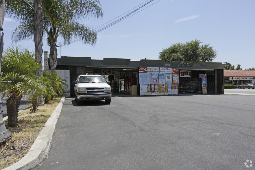 More Photos Of 2350 W Whittier Blvd, La Habra Fast Food For Lease