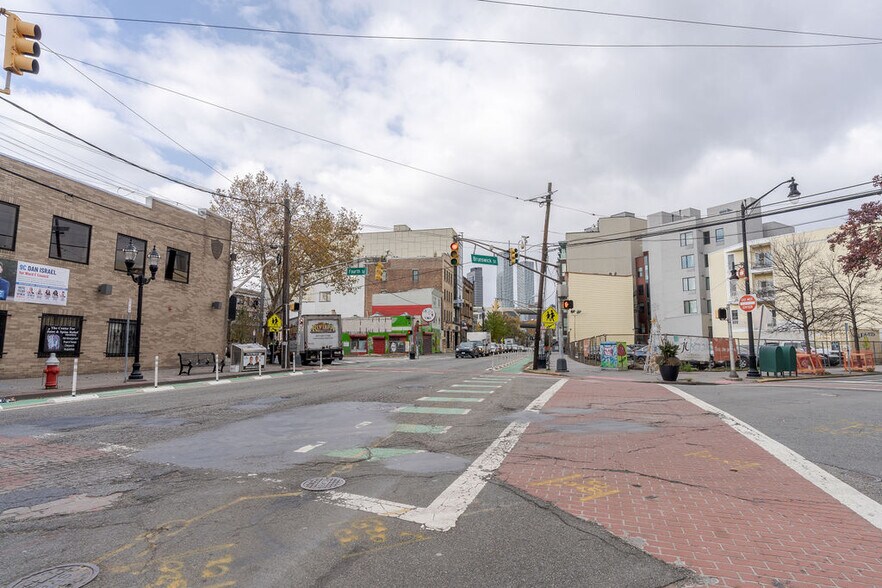 More Photos Of 325-329 Newark Ave, Jersey City Land For Sale