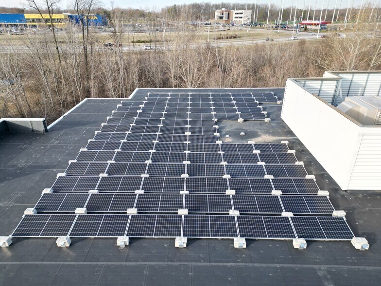 More Photos Of 8740 Orion Pl, Columbus Office For Sale