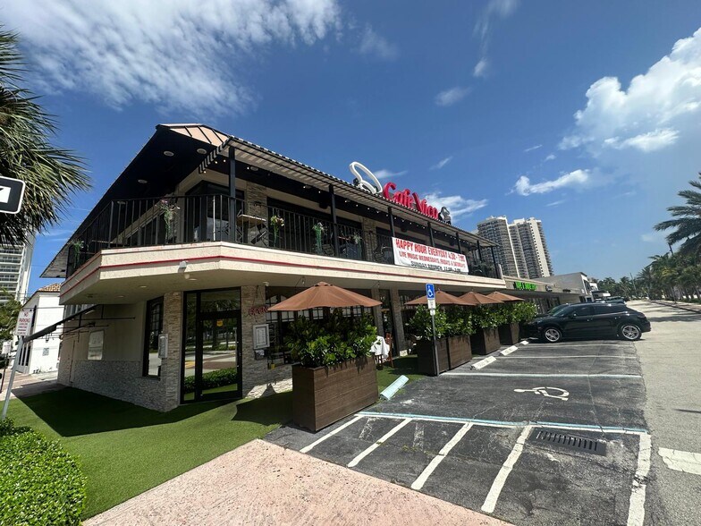 More Photos Of 3496 N Ocean Blvd, Fort Lauderdale General Retail For Sale