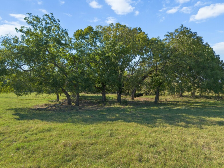 More Photos Of 4480 Memorial Rd, Lone Grove Land For Sale