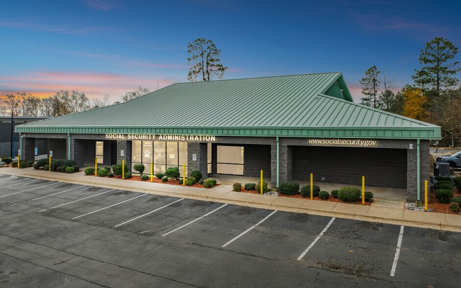 Primary Photo Of 3608 E Kiehl Ave, Sherwood Office For Sale