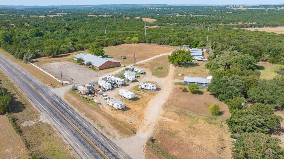 More Photos Of 2869 S Highway 144, Glen Rose Specialty For Sale