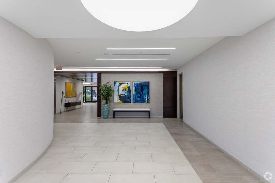 More Photos Of 11111 Carmel Commons Blvd, Charlotte Unknown For Lease