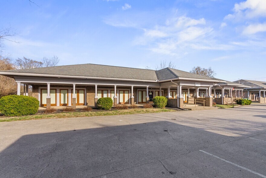 Primary Photo Of 304-306 Boston Sq, Georgetown Healthcare For Sale