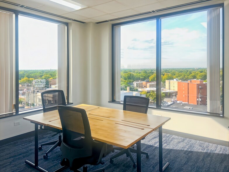 More Photos Of 4849 N Milwaukee Ave, Chicago Coworking Space