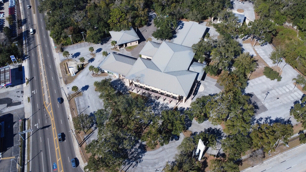 More Photos Of 320 E Fletcher Ave, Tampa Auto Dealership For Sale