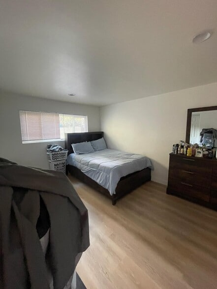 More Photos Of 308 S Laurel St, Santa Ana Apartments For Sale