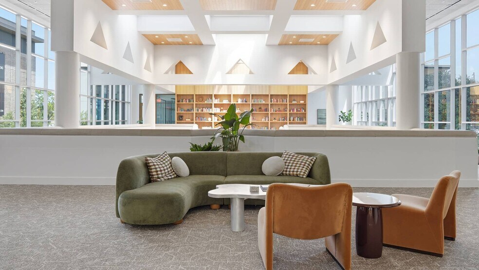 More Photos Of 7600 Burnet Rd, Austin Office For Lease