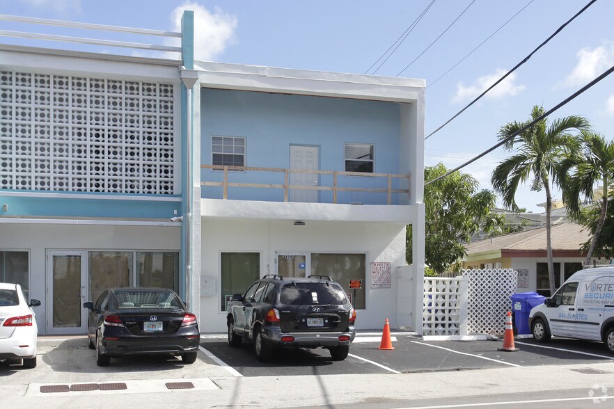 More Photos Of 4342 Sea Grape Dr, Lauderdale By The Sea Office For Lease