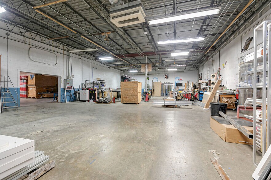 More Photos Of 1512 Nashville Hwy, Columbia Manufacturing For Lease