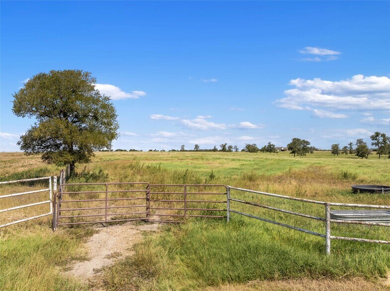 Primary Photo Of 12500 County Line Rd, Elgin Land For Sale