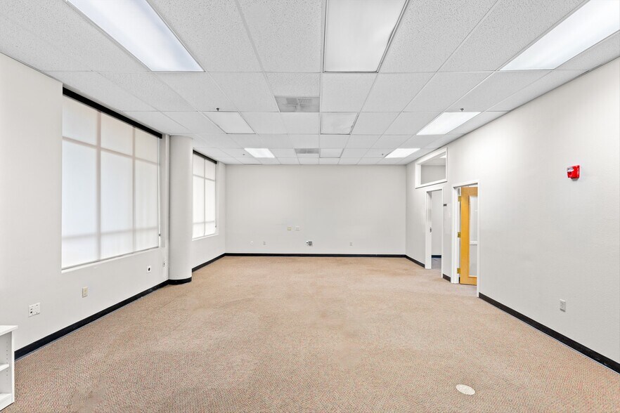 More Photos Of 2030 NE Martin Luther King Jr Blvd, Portland Office For Lease
