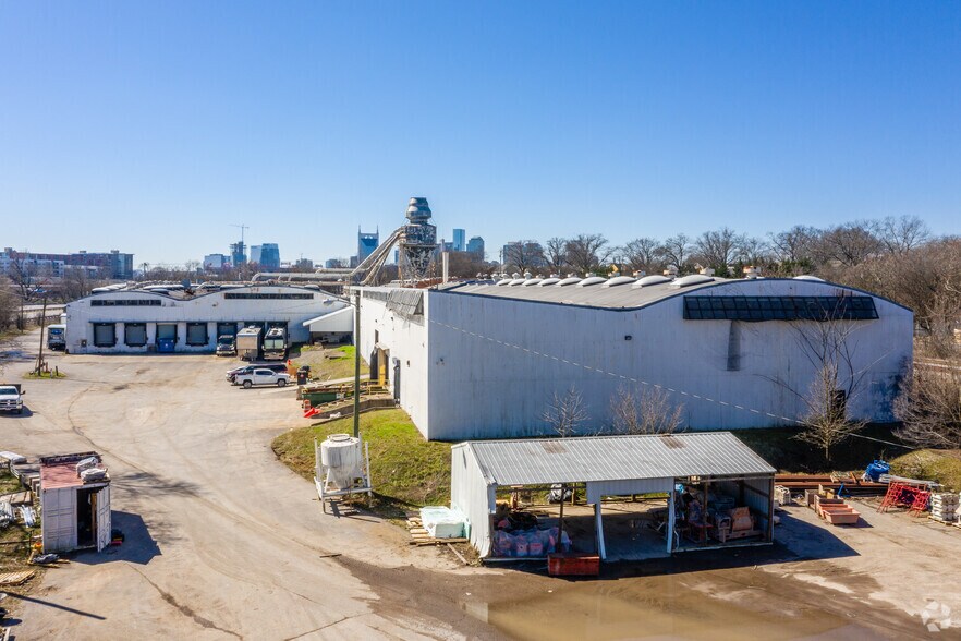 More Photos Of 515 Foster St, Nashville Distribution For Lease