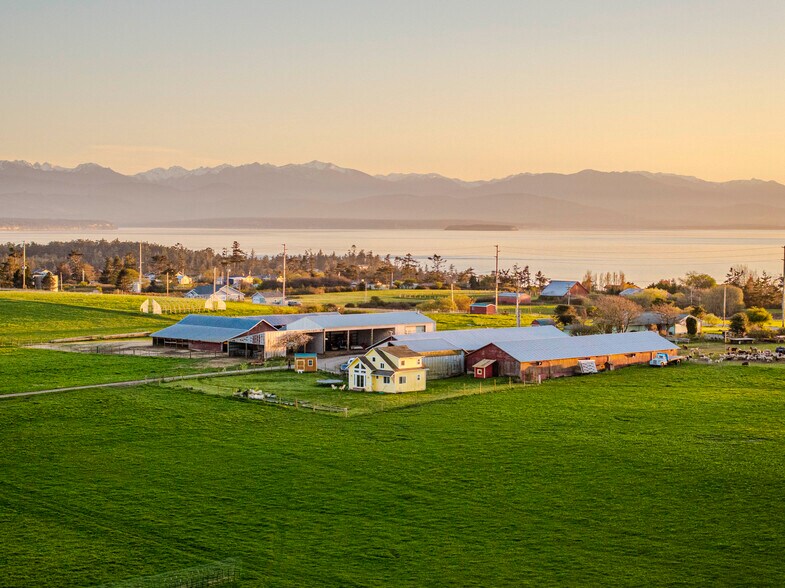 More Photos Of 886 W Beach Rd, Coupeville Land For Sale