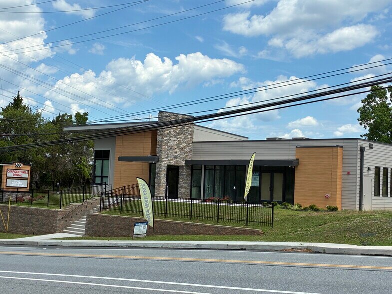 More Photos Of 803 W Main St, Collegeville Medical For Lease