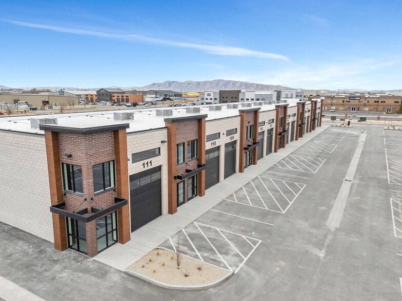 More Photos Of 3542 N Main St, Spanish Fork Warehouse For Lease