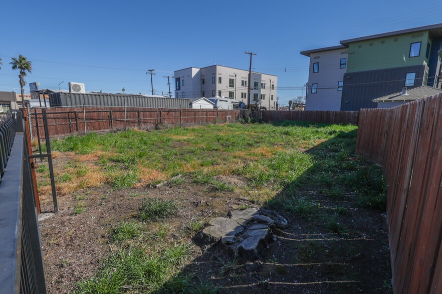 More Photos Of 5372 Young St, Sacramento Land For Sale