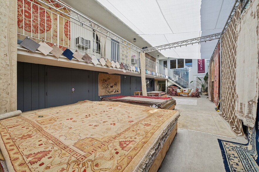 More Photos Of 666 N Robertson Blvd, West Hollywood Loft Creative Space For Sale