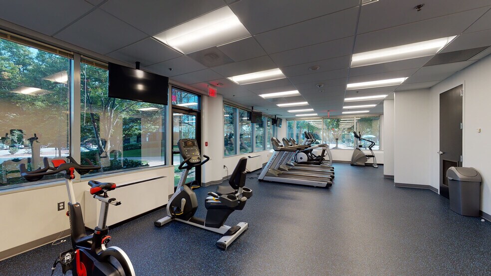 More Photos Of 6411 Ivy Ln, Greenbelt Office For Lease