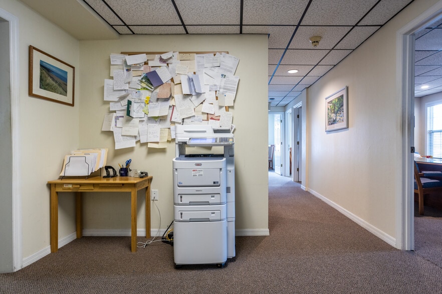 More Photos Of 1013 SW 2nd Ave, Gainesville Office For Sale