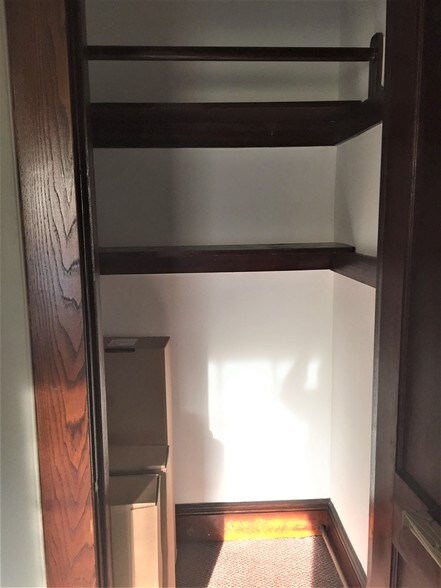 More Photos Of 211 W End Ave, Raritan Coworking Space