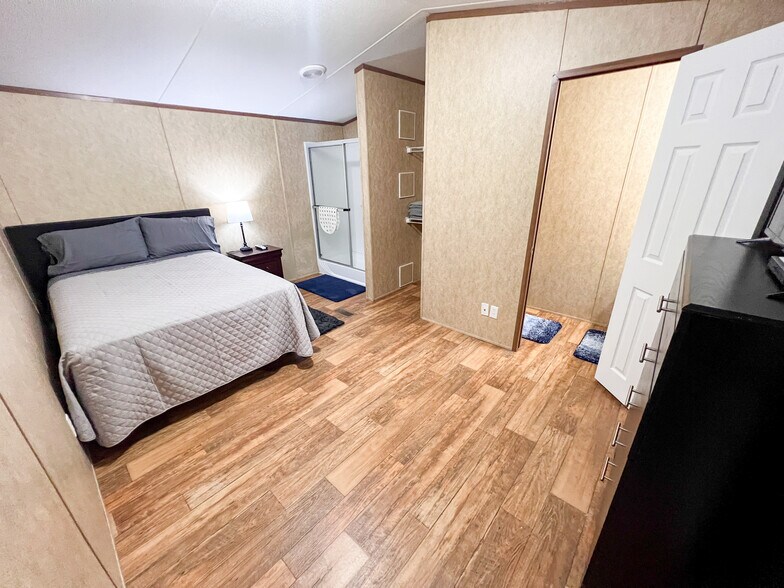 More Photos Of 3299 S Fulton Ave, Odessa Specialty For Sale