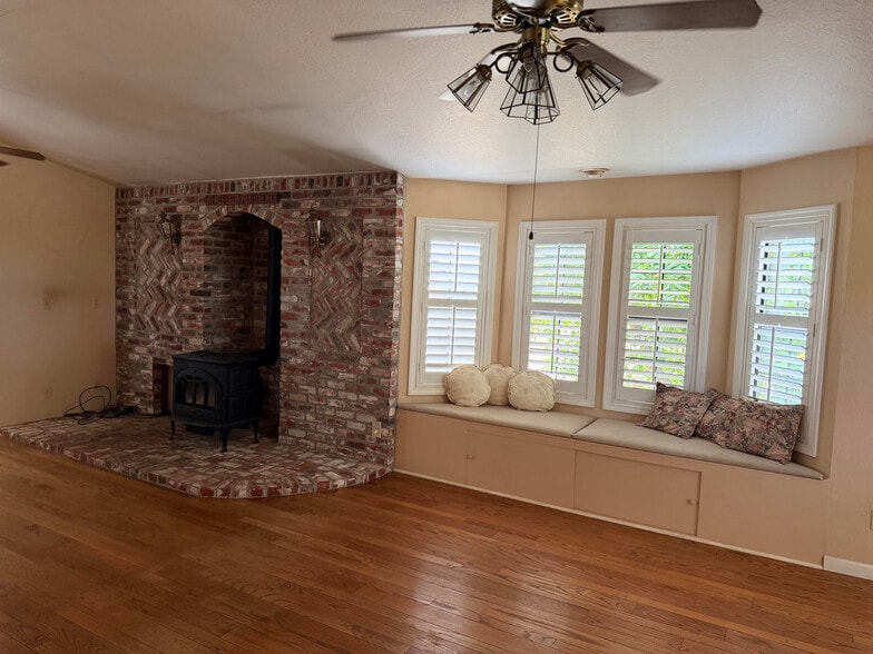 More Photos Of 903 W Highway 12, Lodi Land For Sale