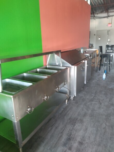 More Photos Of 2040-2070 W Spring Creek Pky, Plano Storefront For Lease