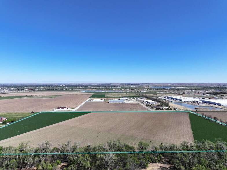 More Photos Of 1806 E State Farm Rd, North Platte Land For Sale