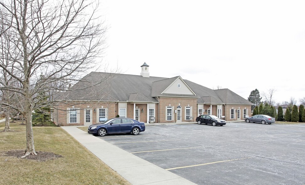 More Photos Of 46807 Garfield Rd, Macomb Medical For Lease