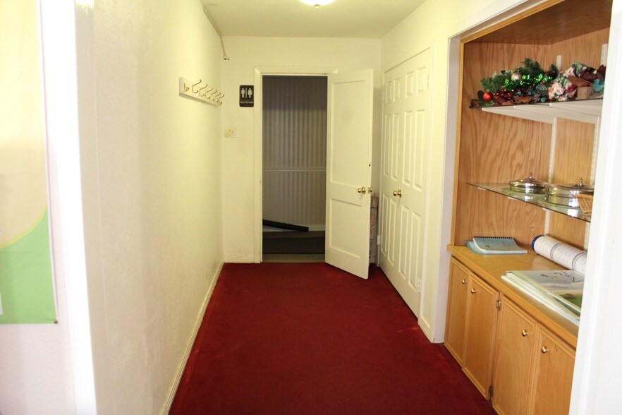 More Photos Of 308 Preston Ave, Pasadena Religious Facility For Sale