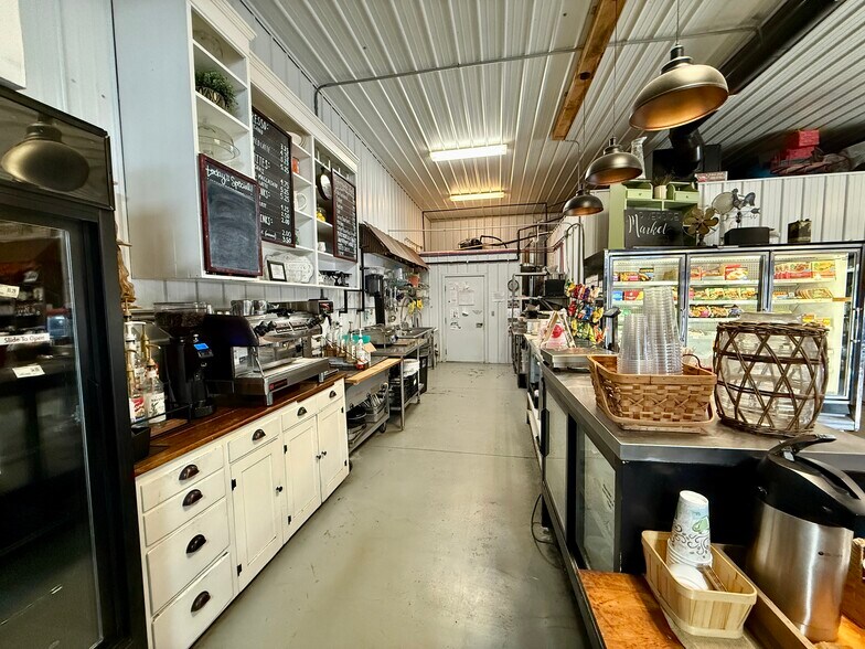 More Photos Of 203 W 5th St, Blue Rapids Service For Sale