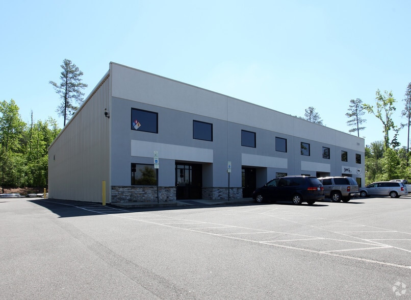 More Photos Of 7201 Acc Blvd, Raleigh Light Distribution For Lease