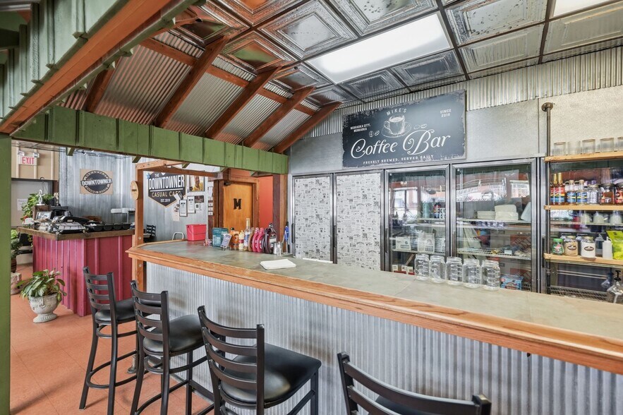 More Photos Of 715 1st Corso, Nebraska City Restaurant For Sale